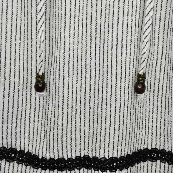 Witchy Gothic Retro Black White Boho 3/4 Sleeve Rayon Blouse Lace Detail M - Picture 9 of 10